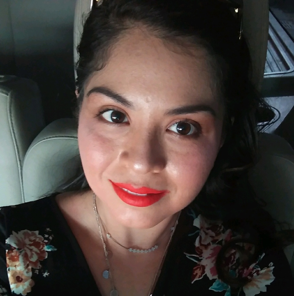 Meet your Posher, Denisse